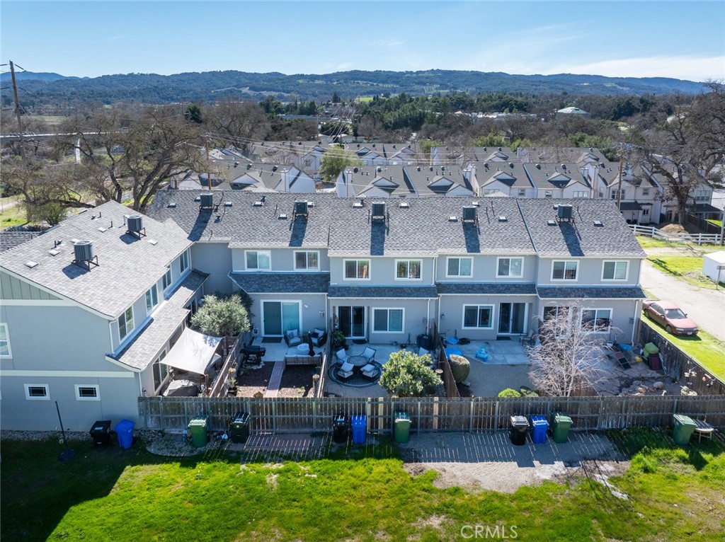 55 8th Street Templeton, CA 93465 - Photo 26 of 33 an aerial view of multiple house