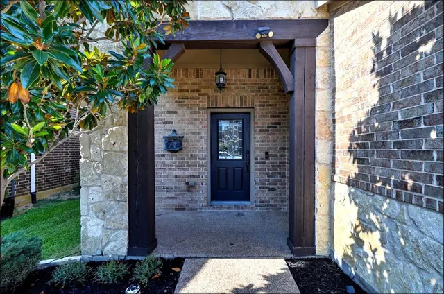 $635,000 | 3021 Bans Crown Boulevard, Lewisville, TX 75056