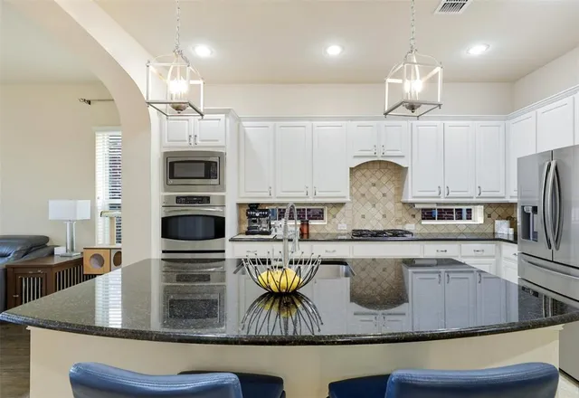 $635,000 | 3021 Bans Crown Boulevard, Lewisville, TX 75056