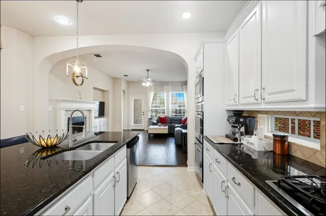 $635,000 | 3021 Bans Crown Boulevard, Lewisville, TX 75056