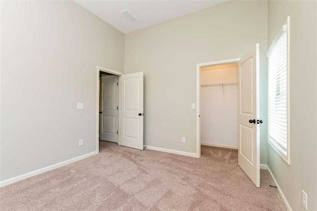 2131 Bridgewater Pass Hampton, GA 30228 - Photo 11 of 15