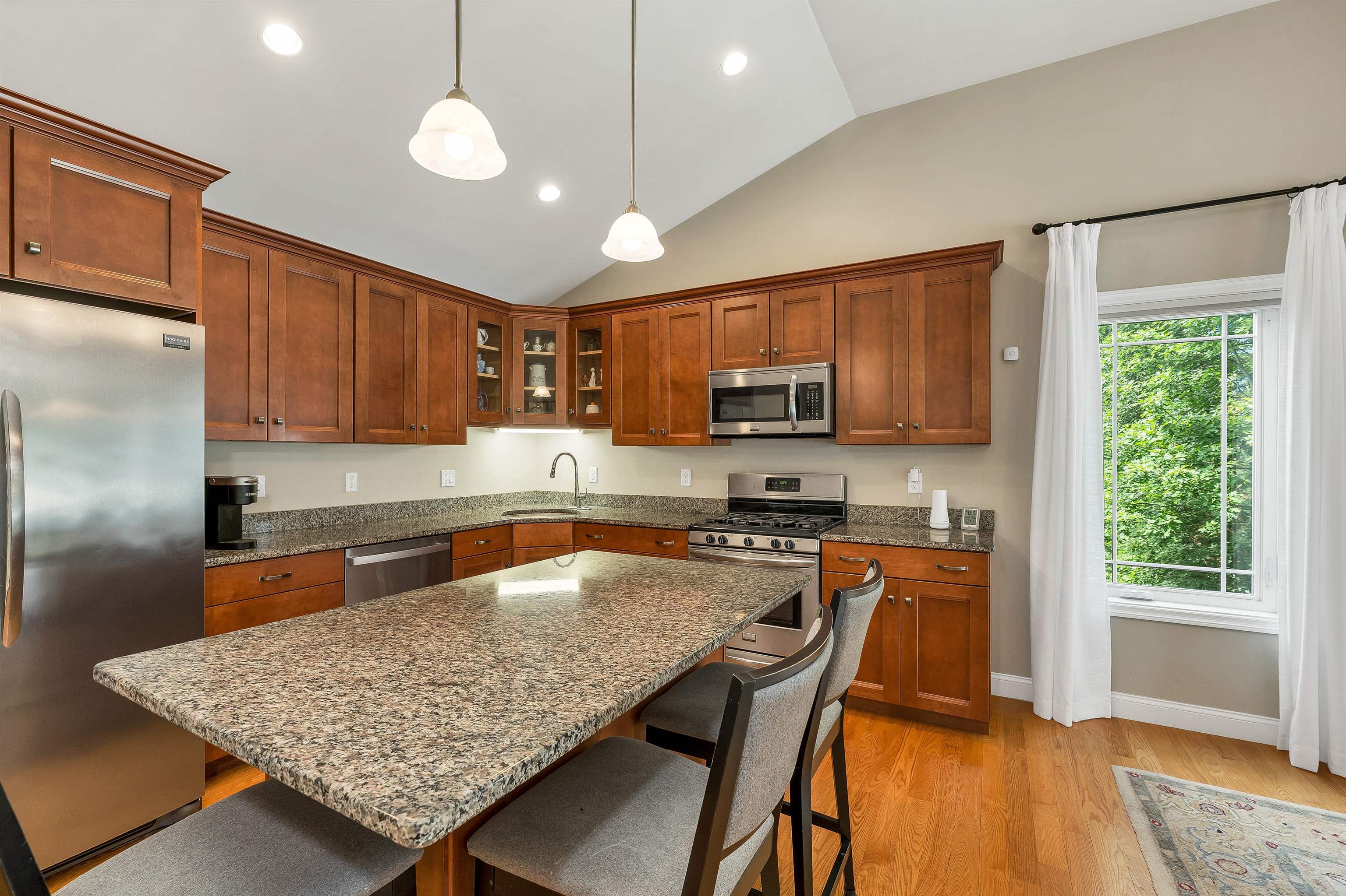 39 Gordon Mountain Road Windham, NH 03087 - Photo 11 of 57