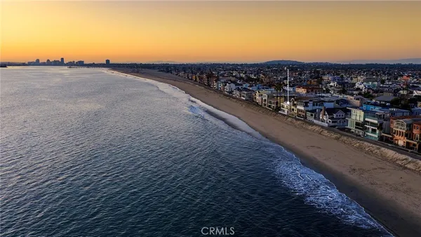 $4,775,000 | 10 66th Place, Long Beach, CA 90803