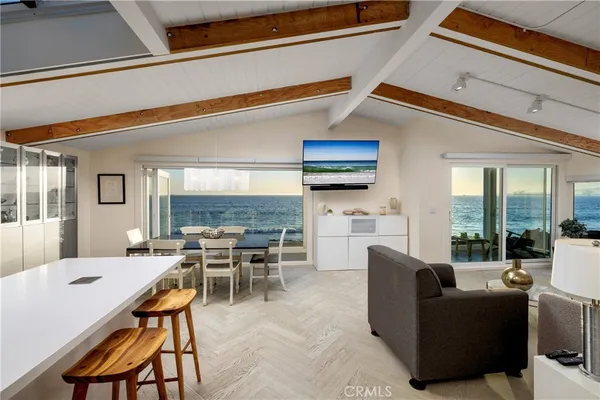 $4,775,000 | 10 66th Place, Long Beach, CA 90803