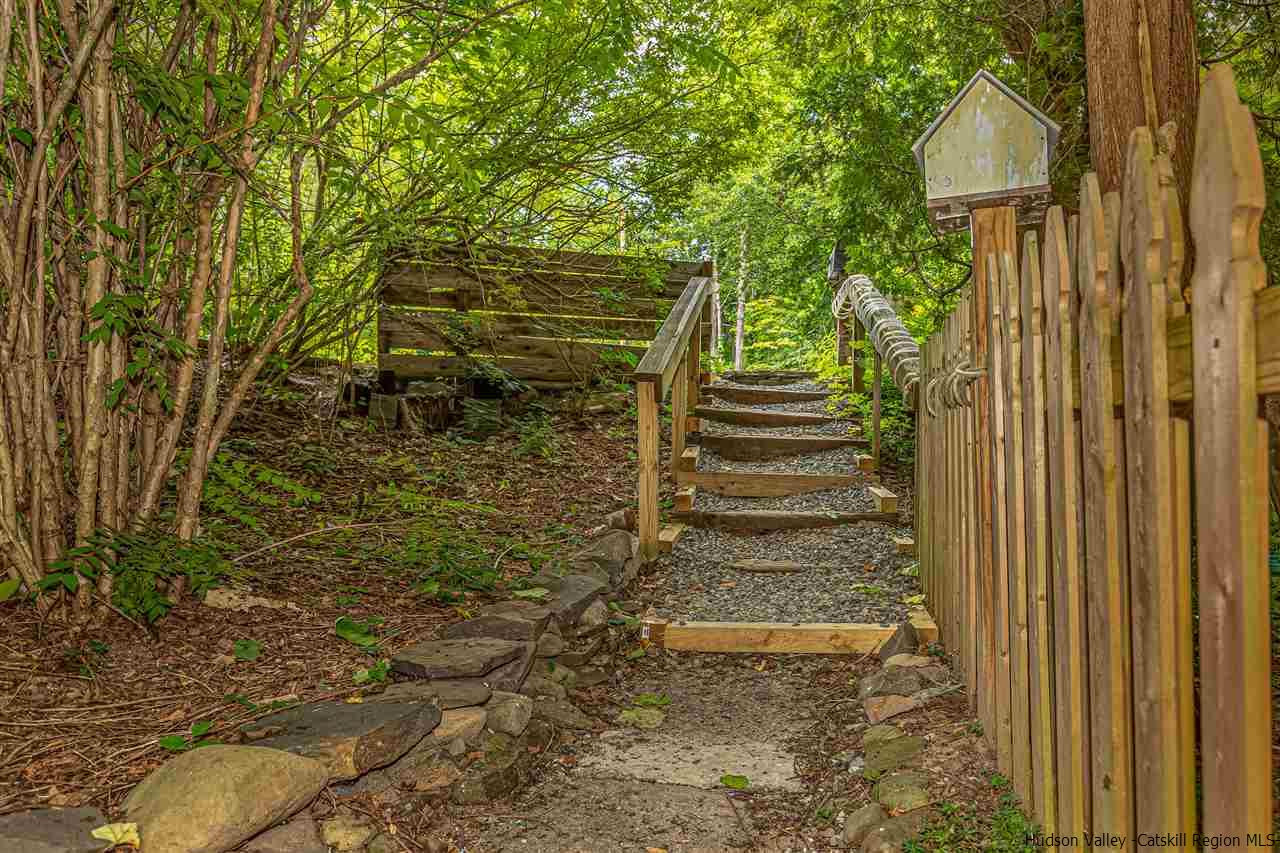 33 Tannery Brook Road Woodstock, NY 12498 - Photo 4 of 35 Photo 4