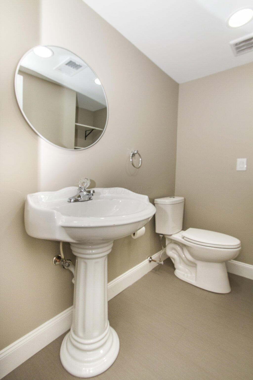1428 Haddon Road Columbus, OH 43209 - Photo 53 of 69 Half Bathroom on Level 2 Down