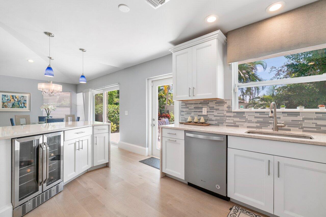 2078 Northwest 52nd Street Boca Raton, FL 33496 - Photo 10 of 52 010-2078Northwest56thStreet-BocaRaton-FL