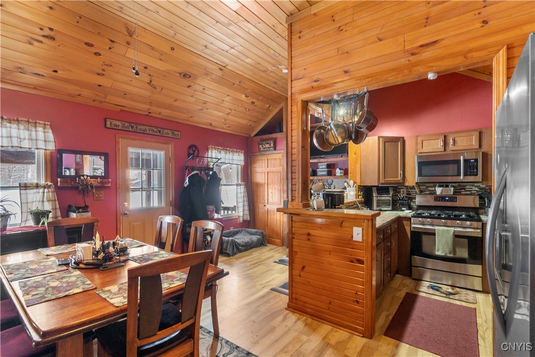 88 Case Road Williamstown, NY 13493 - Photo 4 of 28