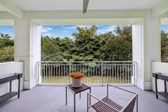 $2,100 | 5300 Northwest 87th Avenue, Unit 612, Doral, FL 33178