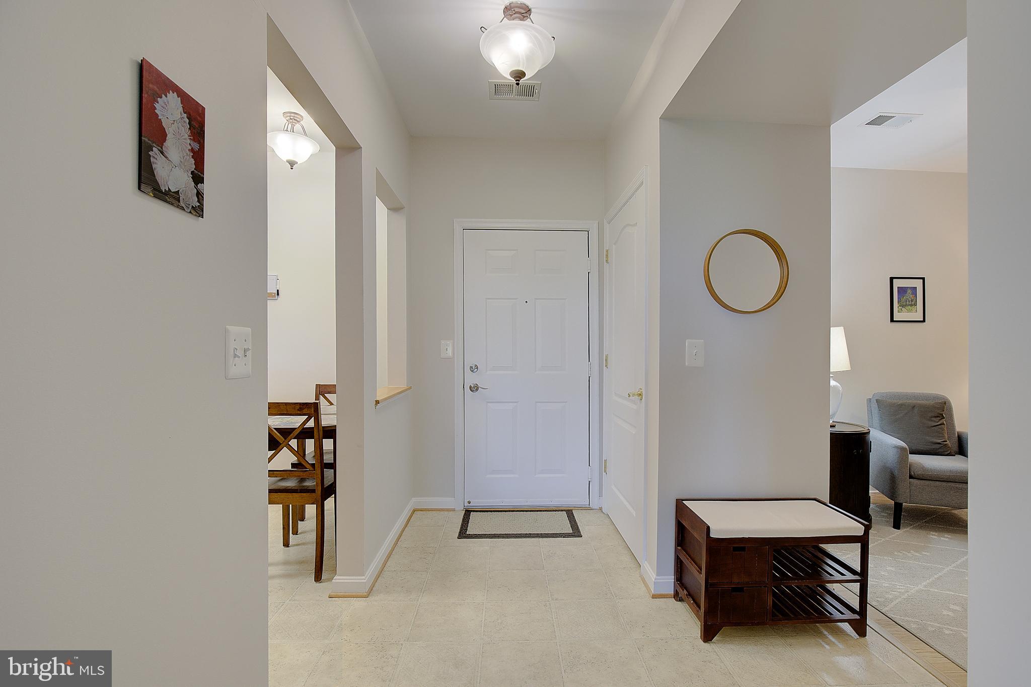 8600 Roaming Ridge Way, Unit 404 Odenton, MD 21113 - Photo 9 of 39 Foyer