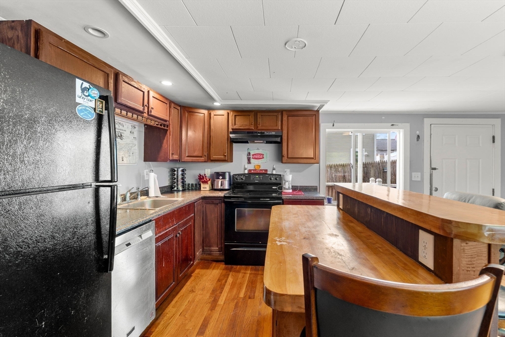 72 Main Street Wareham, MA 02571 - Photo 16 of 42