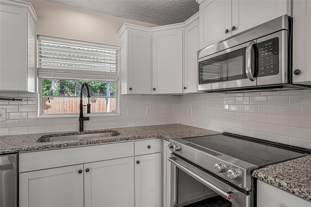 227 Monaco Road Melbourne, FL 32904 - Photo 9 of 28