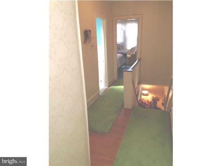 5633 Miriam Road Philadelphia, PA 19124 - Photo 24 of 25 Hallway