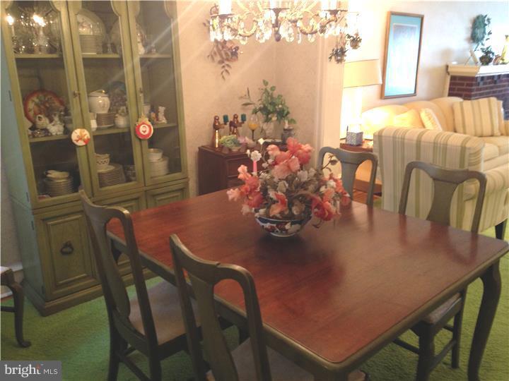 5633 Miriam Road Philadelphia, PA 19124 - Photo 7 of 25 Dining Room