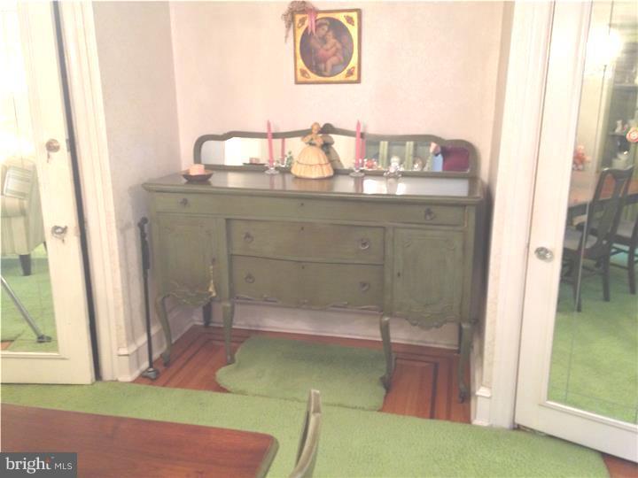 5633 Miriam Road Philadelphia, PA 19124 - Photo 8 of 25 Dining Room