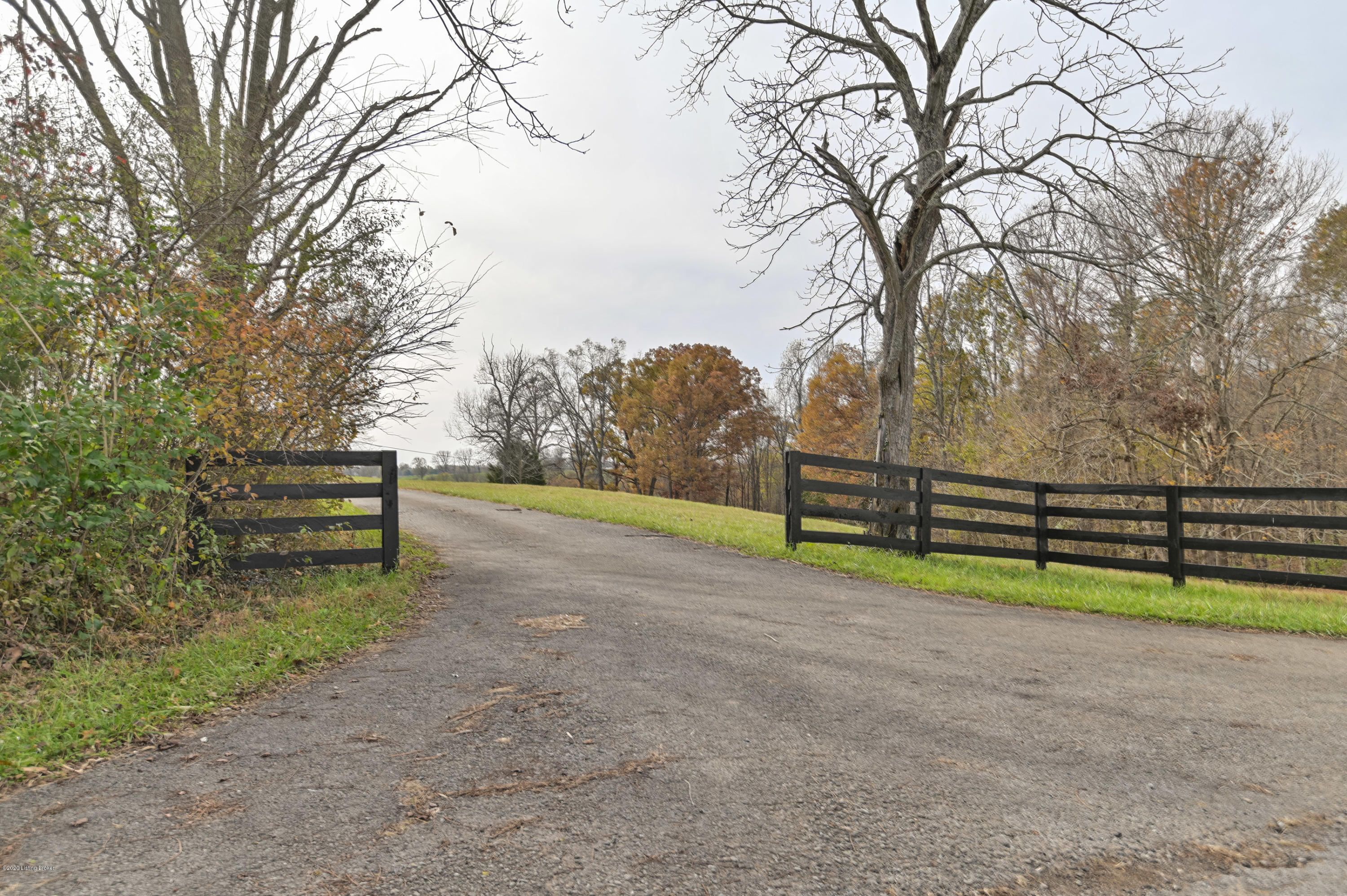 5 Old Zaring Road Buckner, KY 40010 - Photo 1 of 12 001 - 20201105 0533