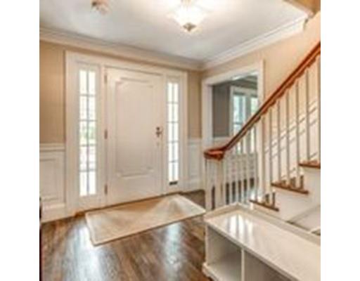 252 Common Street Watertown, MA 02472 - Photo 4 of 27 Gallery Image 4