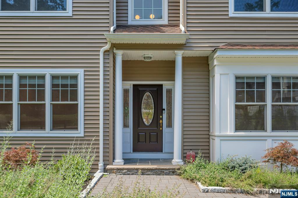 1364 Tabor Road Morris Plains, NJ 07950 - Photo 4 of 35