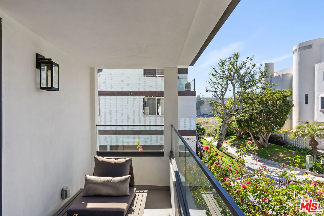 4606 Roma Court Marina del Rey, CA 90292 - Photo 54 of 68