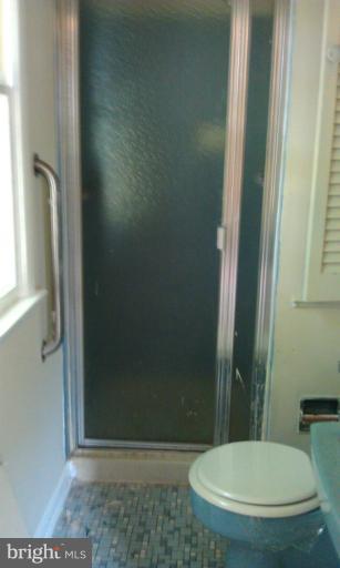 1346 Rolling Rd. Catonsville, MD 21228 - Photo 8 of 22 Bath (Master)