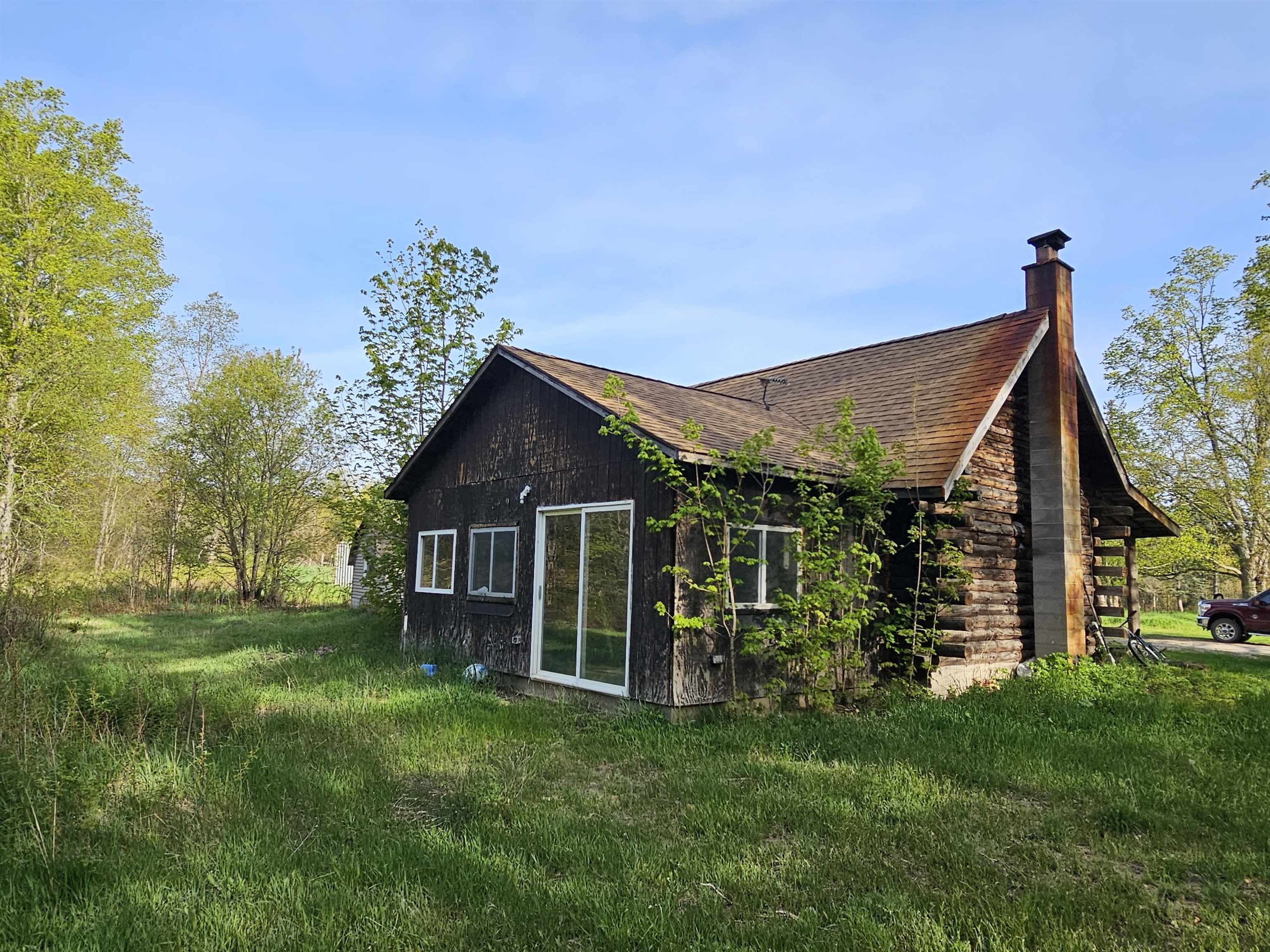 3161 North 23 Road Mesick, MI 49668 - Photo 3 of 29 Gallery Image 3