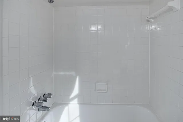 $3,475 | 9620 Masterworks Drive, Vienna, VA 22181