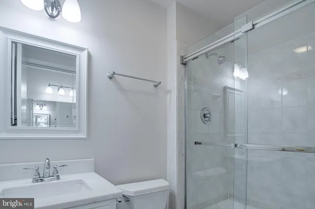 $3,475 | 9620 Masterworks Drive, Vienna, VA 22181