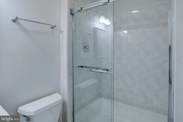 $3,475 | 9620 Masterworks Drive, Vienna, VA 22181