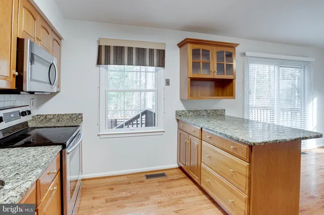 $3,475 | 9620 Masterworks Drive, Vienna, VA 22181