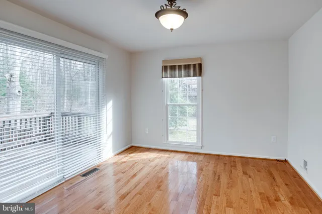 $3,475 | 9620 Masterworks Drive, Vienna, VA 22181