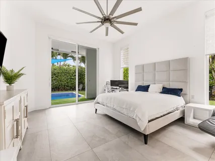 $2,995,000 | 1002 Lake Shore Drive, Delray Beach, FL 33444