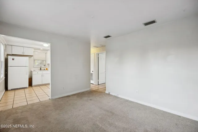 a view of empty room