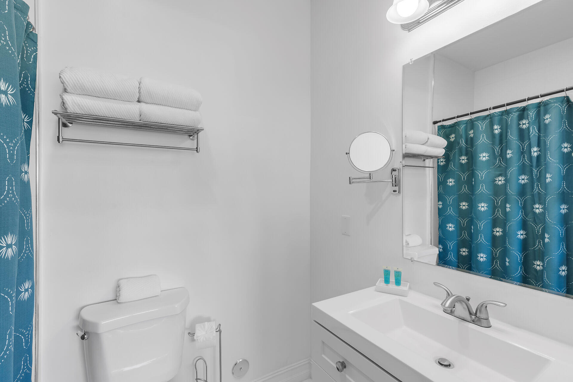 501 East Ocean Drive, Unit 9 Key Colony Beach, FL 33051 - Photo 28 of 47 2nd Bathroom - Ensuite