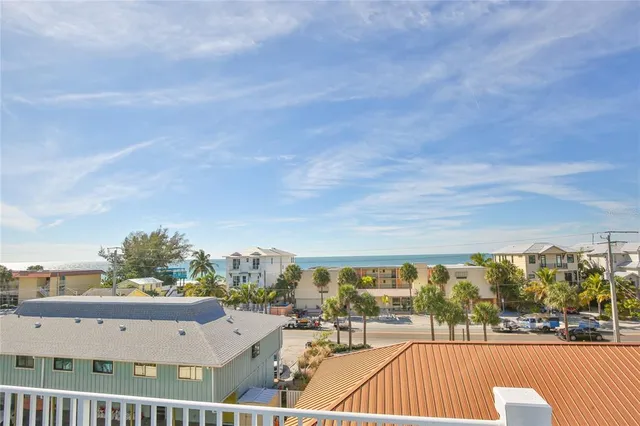 a view of an outdoor space