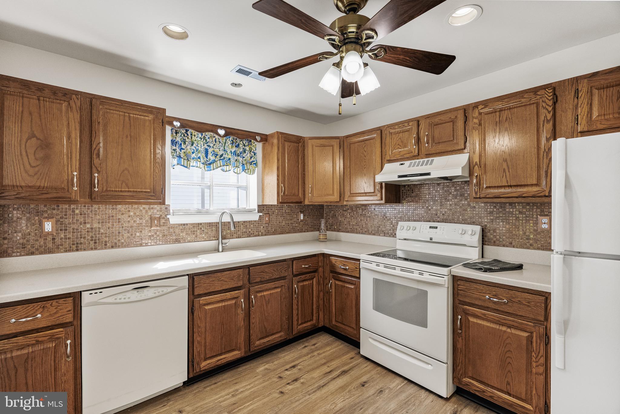 24 Lake View Terrace Columbus, NJ 08022 - Photo 11 of 26 Gallery Image 11