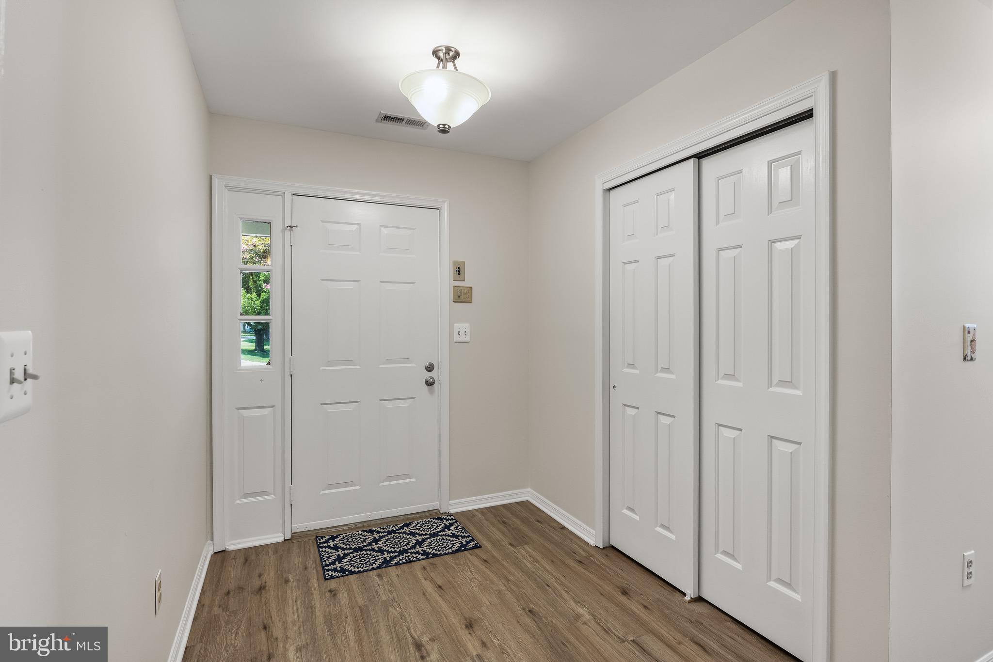 24 Lake View Terrace Columbus, NJ 08022 - Photo 7 of 26 Gallery Image 7