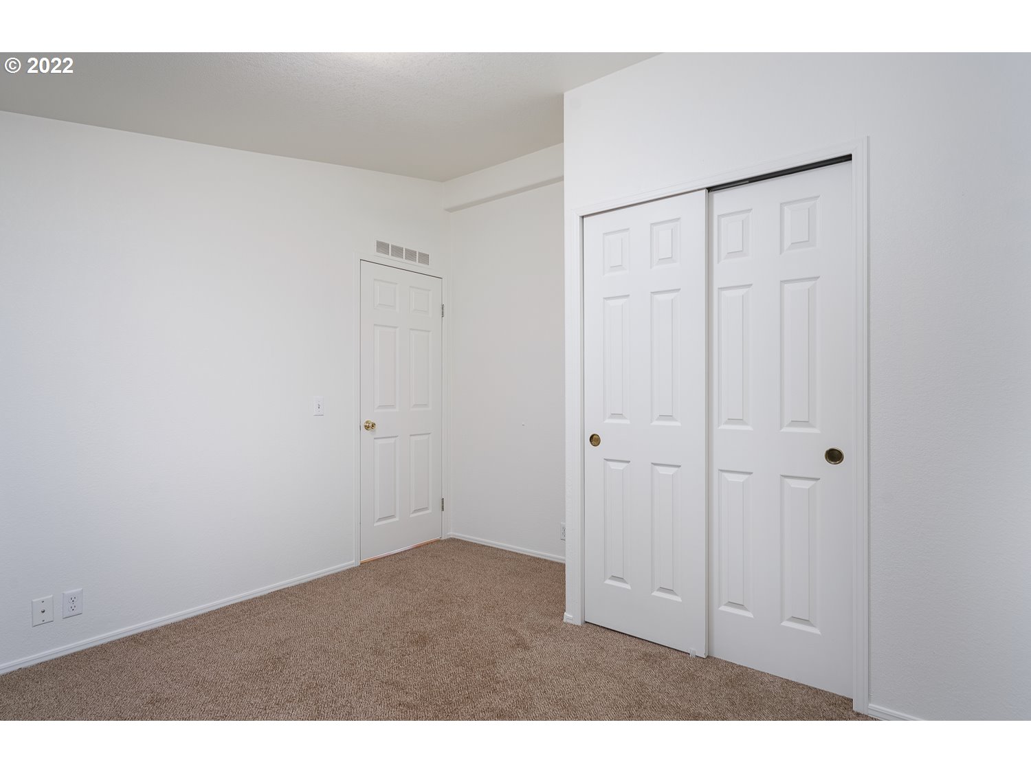 30668 Spring Court Hermiston, OR 97838 - Photo 14 of 23 a view of an empty room