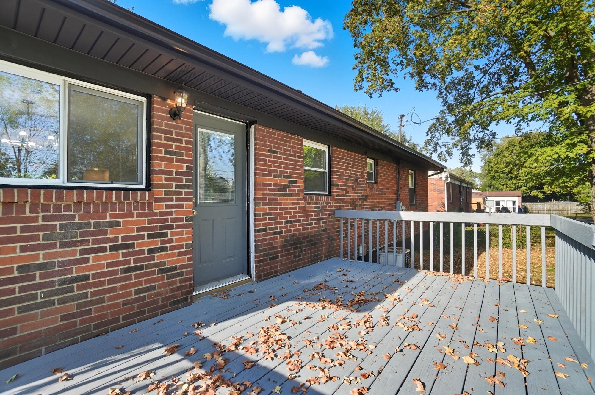 1782 Newfield Road Columbus, OH 43209 - Photo 46 of 49 047