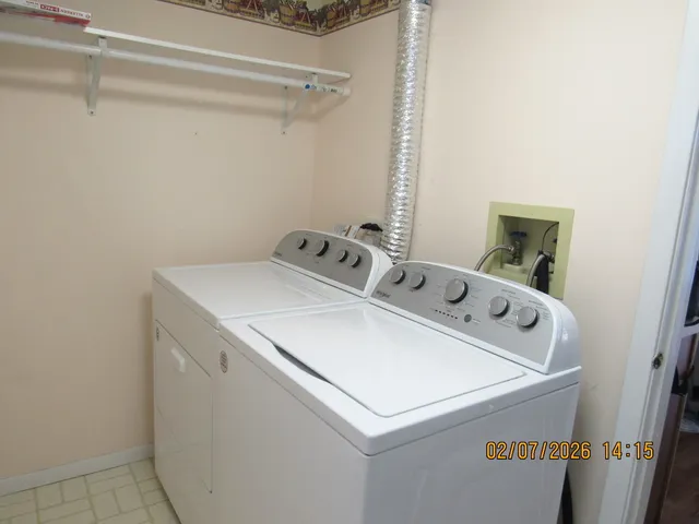 $2,900 | 718 Sturnbridge Lane, Schaumburg, IL 60173