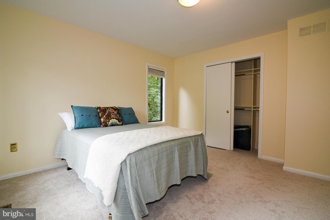 2072 Amberjack Court Reston, VA 20191 - Photo 15 of 30 Bedroom