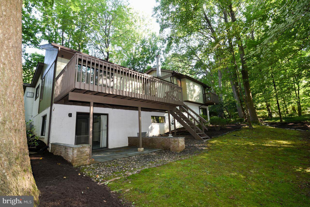 2072 Amberjack Court Reston, VA 20191 - Photo 28 of 30 Exterior (Rear)