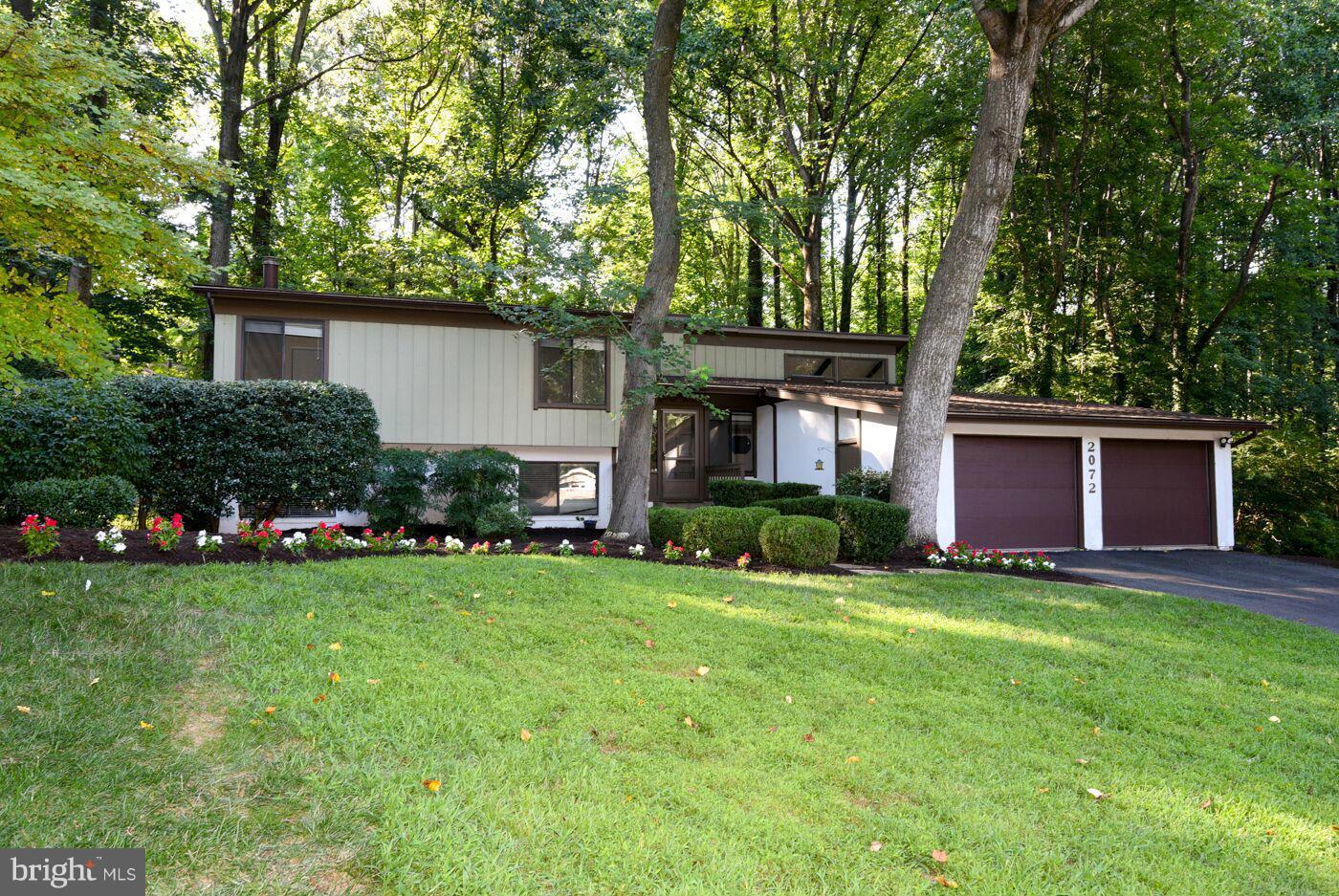 2072 Amberjack Court Reston, VA 20191 - Photo 30 of 30 Exterior (Front)