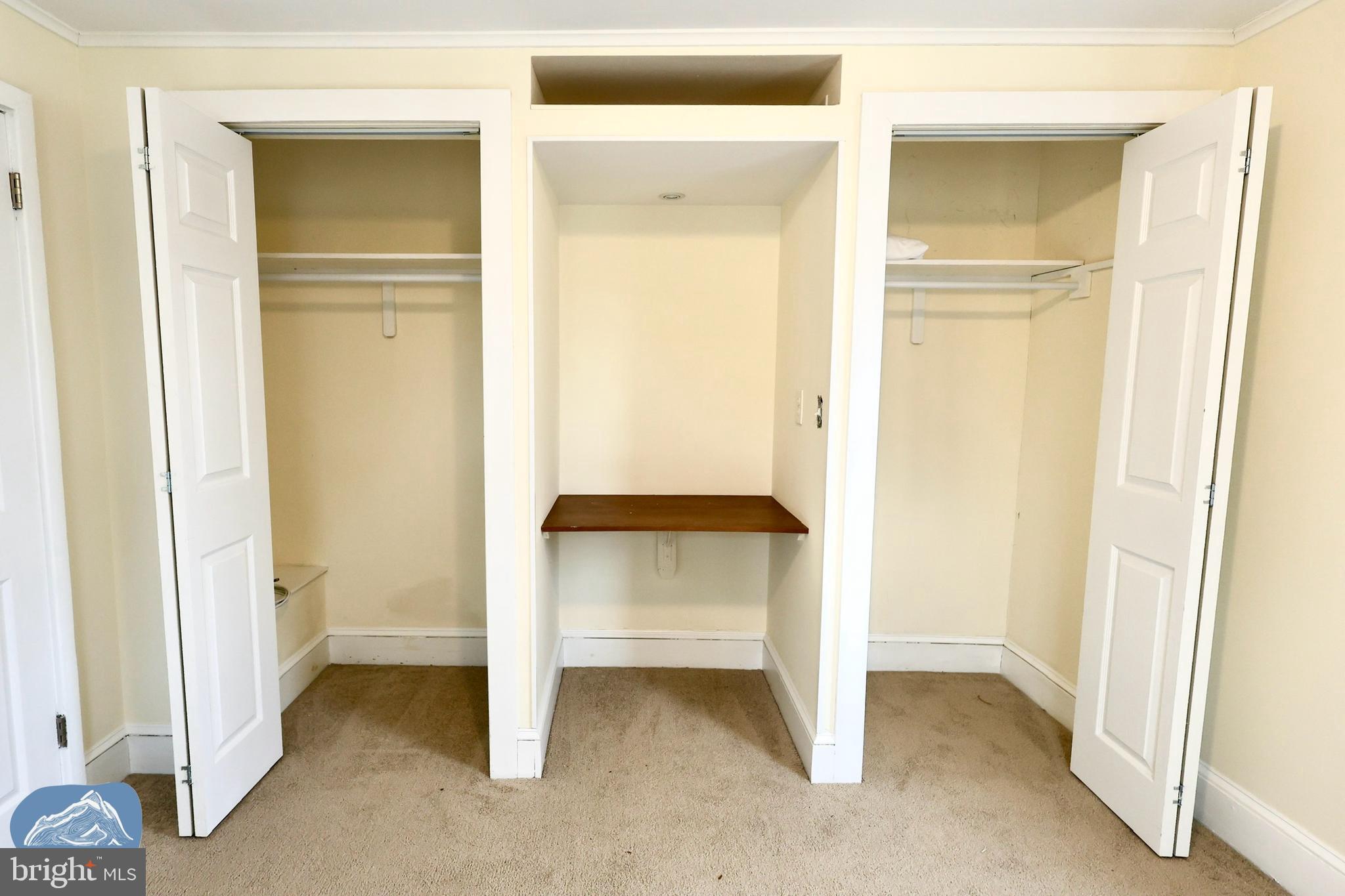 401 2nd Street Riverton, NJ 08077 - Photo 24 of 39 a view of front door