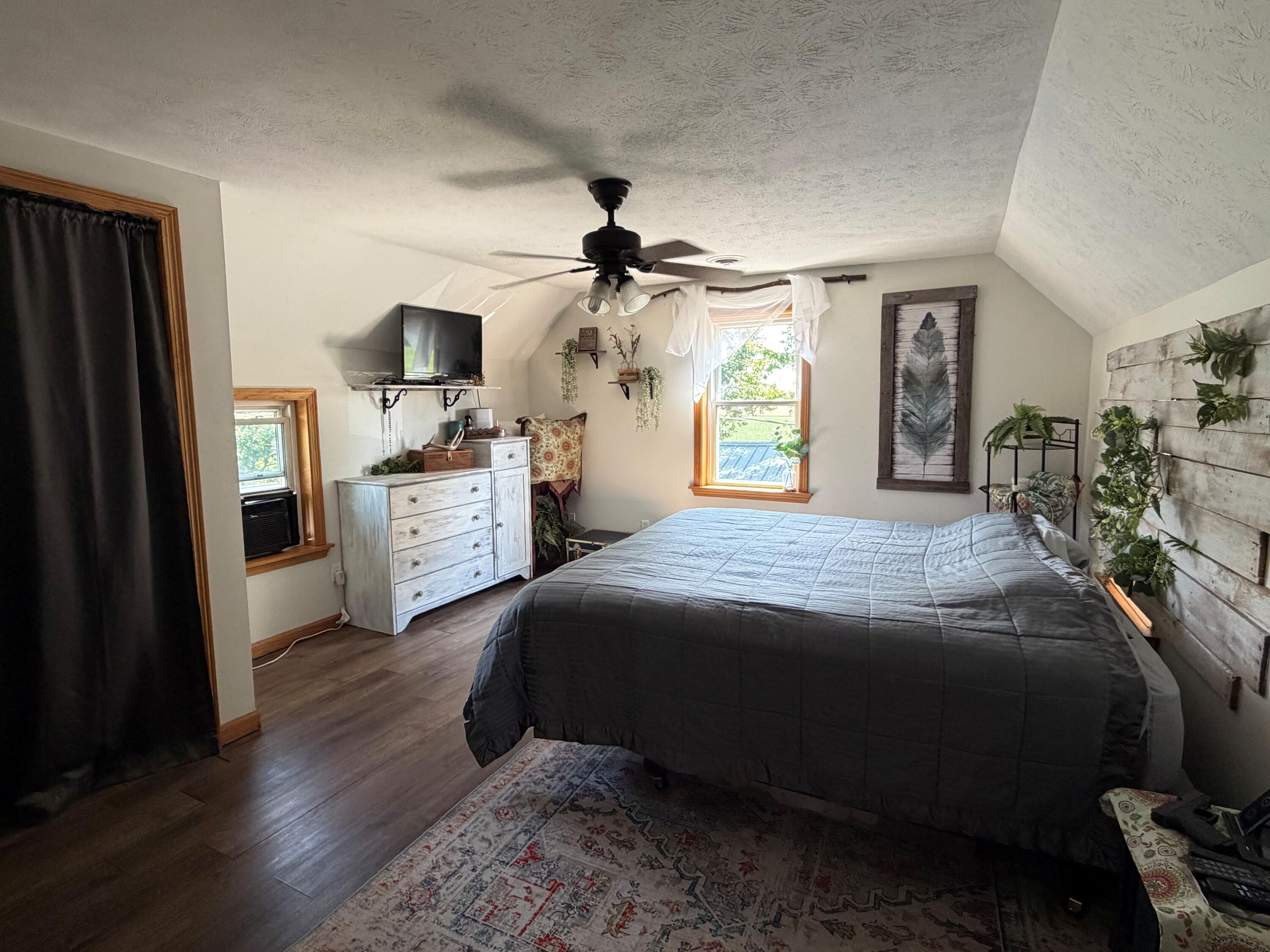 348 West 300th Street South Rensselaer, IN 47978 - Photo 15 of 22 3000x2250