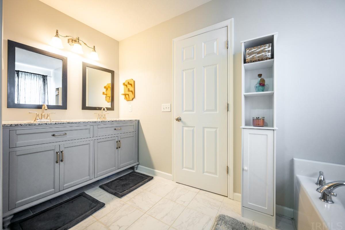 3042 Ruffys Way Bloomington, IN 47404 - Photo 17 of 24