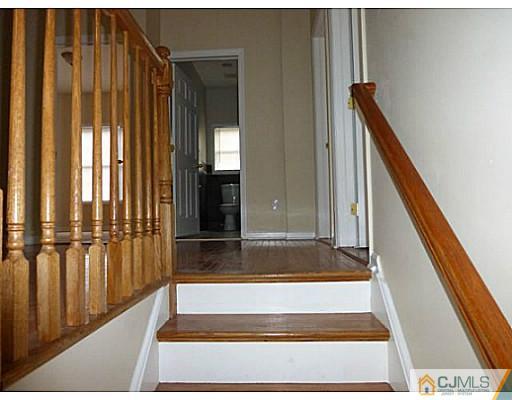 529 New Durham Road Piscataway, NJ 08854 - Photo 13 of 25 a view of entryway
