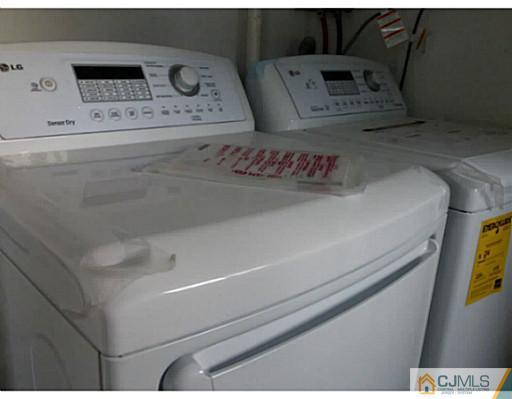 529 New Durham Road Piscataway, NJ 08854 - Photo 22 of 25 a close view of utility room