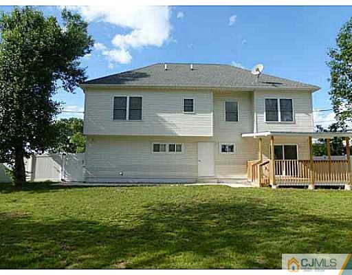 529 New Durham Road Piscataway, NJ 08854 - Photo 24 of 25 a front view of house with garden
