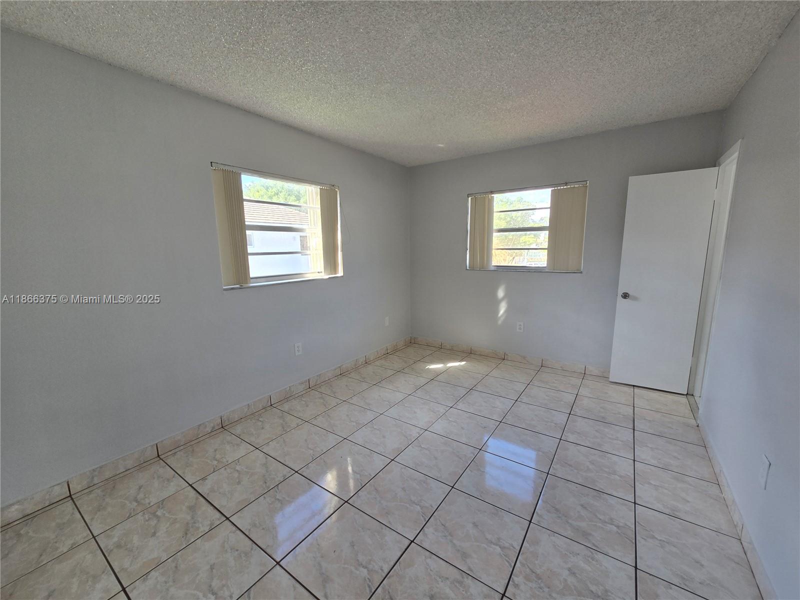 120 Royal Palm Road, Unit 209 Hialeah Gardens, FL 33016 - Photo 13 of 85