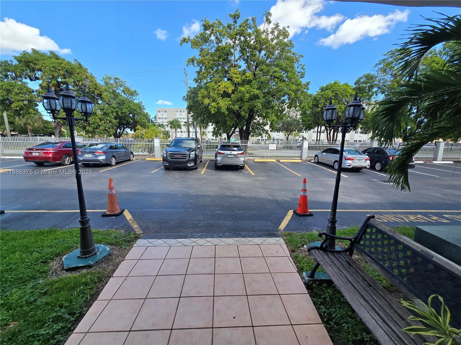 120 Royal Palm Road, Unit 209 Hialeah Gardens, FL 33016 - Photo 40 of 85